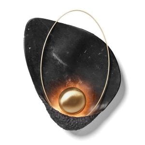 Pearl wall lamp